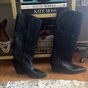 Black Leather Women's Cowgirl Boots